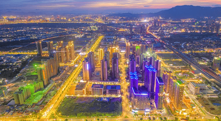 江海区gdp2020_中国gdp变化图(2)