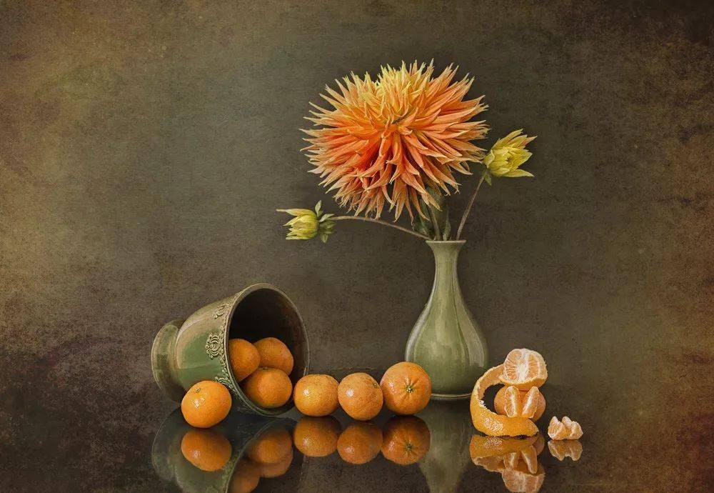 油画 静物 油画静物教程《银灰色调藏壶》作画步骤-露西学画画