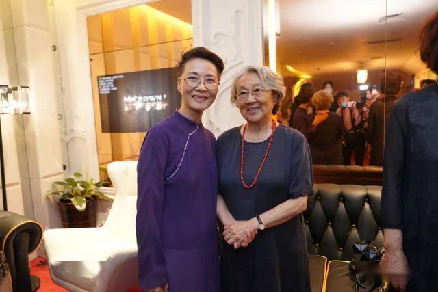 青年女演员乐添出演红色记忆电影《青春之骏》_马骏