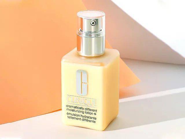 肌肤|超级团｜超低价的雅诗兰黛小棕瓶、倩碧黄油