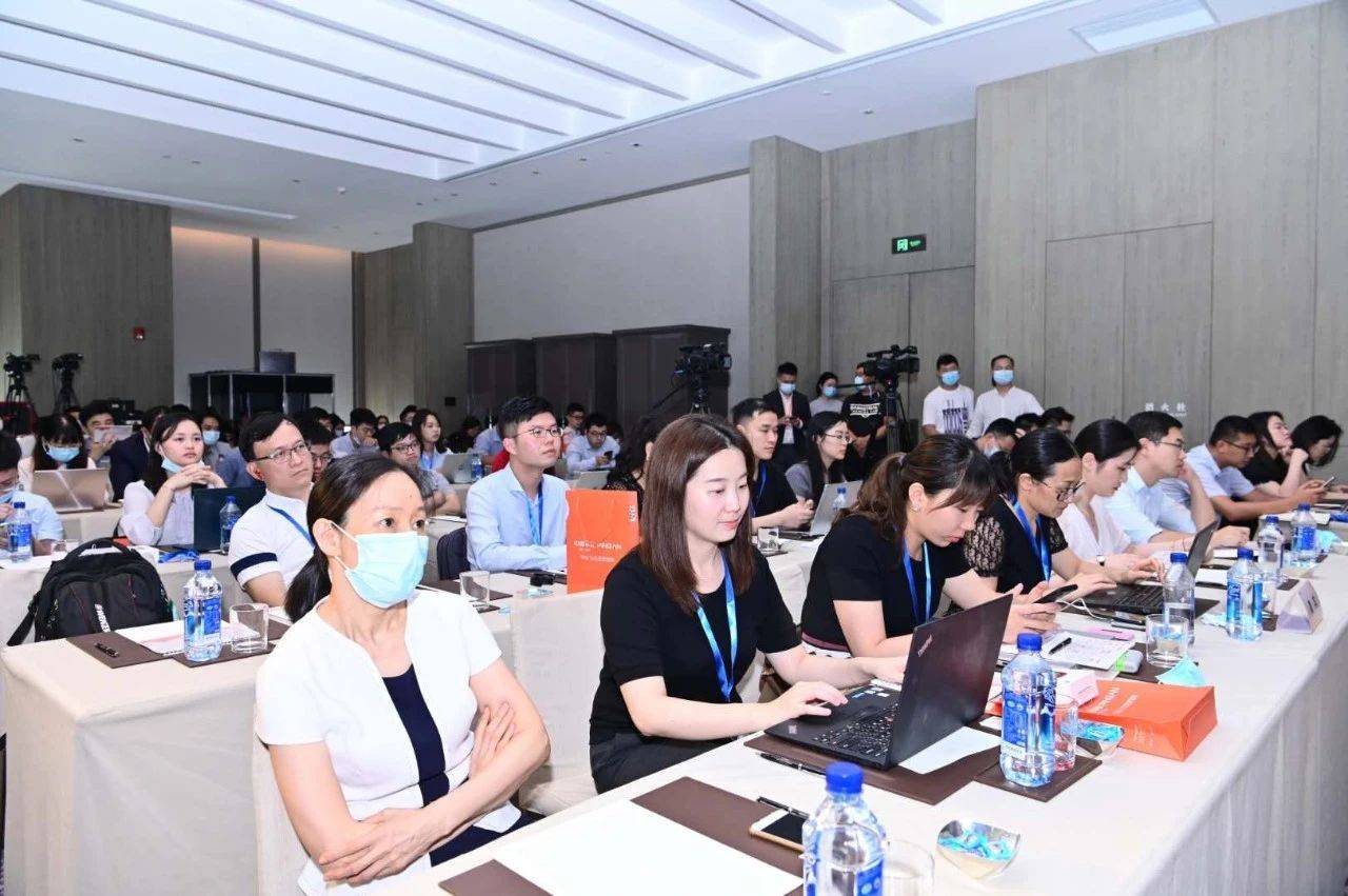 谢永林|平安银行中报发布会，谢永林：布局科技就是布局未来