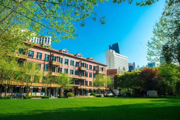 逢君|上戏返校指南 | 正是沪上好风景，初秋时节又逢君