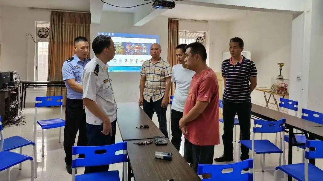 麻章镇多少人口_麻章镇梁忠兴(2)