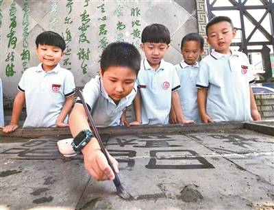 书法|新生学书法 收获的不仅是一手好字