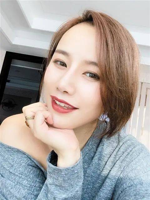 才貌|才貌俱佳!这两位甜女小姐姐,真美!