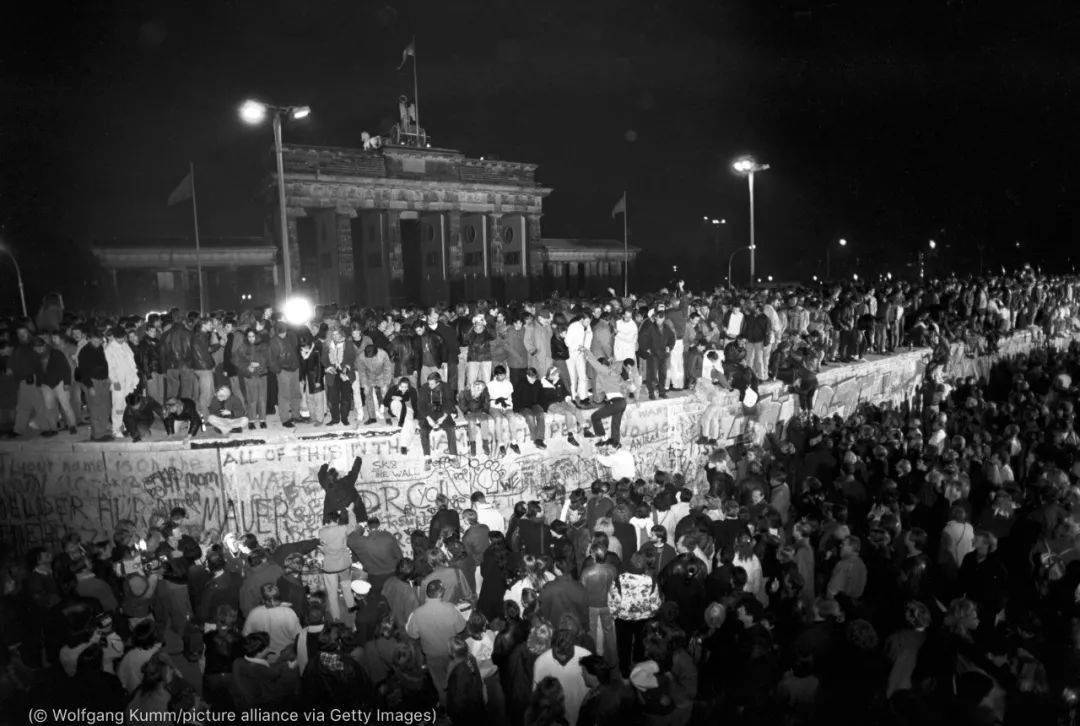 Nike|如何利用变色的 Nike Dunk 在朋友圈里收获「赞」？