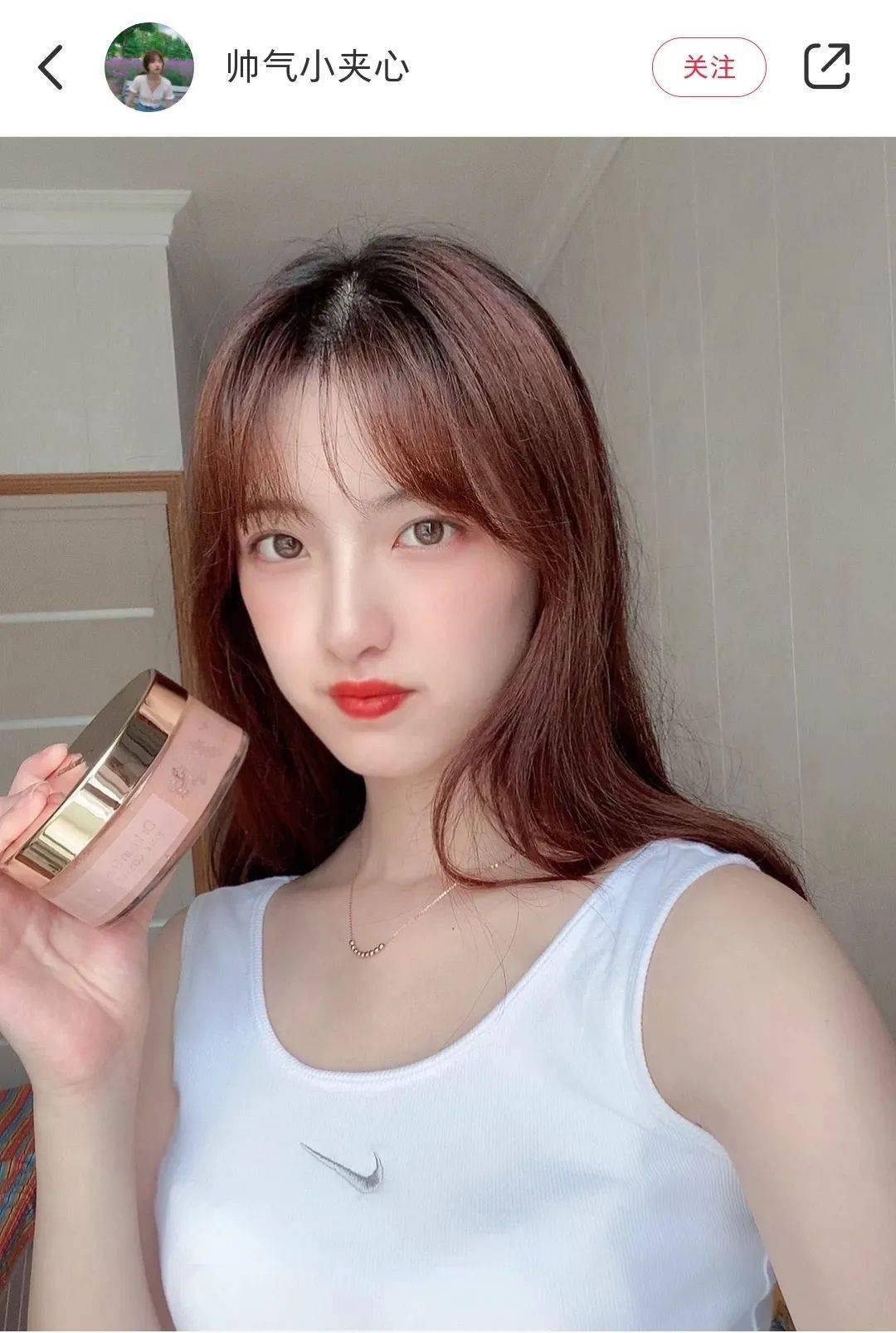 莎莎|37岁的金莎掀起18年的刘海，飒爽帅气，自爆想演“绿茶”角色......