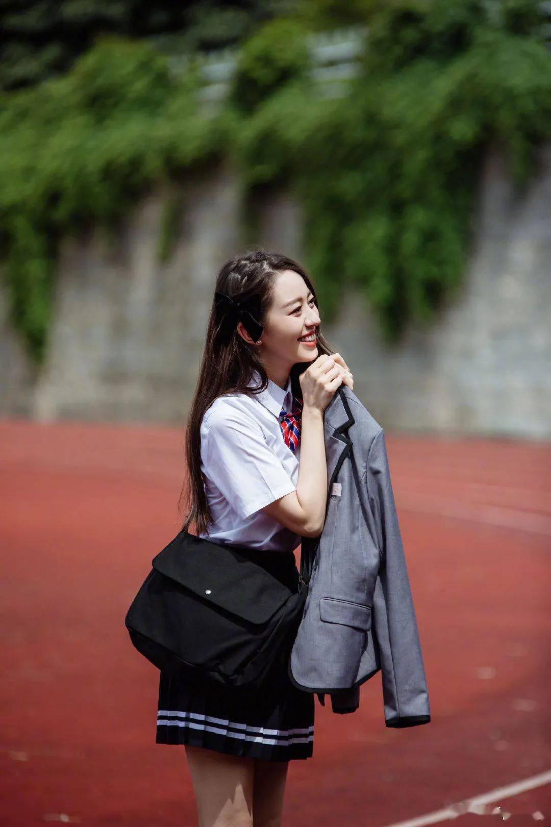 面膜|她的美貌,是后期加工的?