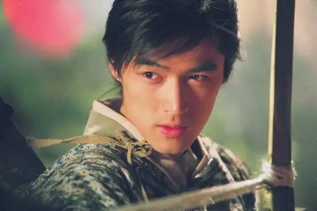 角色|古装片频频翻拍，你心目中无法超越嘅经典角色係…？