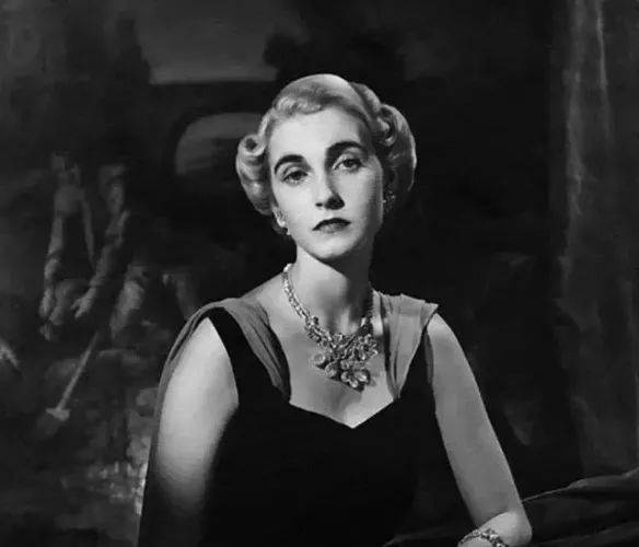 婚姻|“亿万名媛”芭芭拉·霍顿，用珠宝堆砌的一生