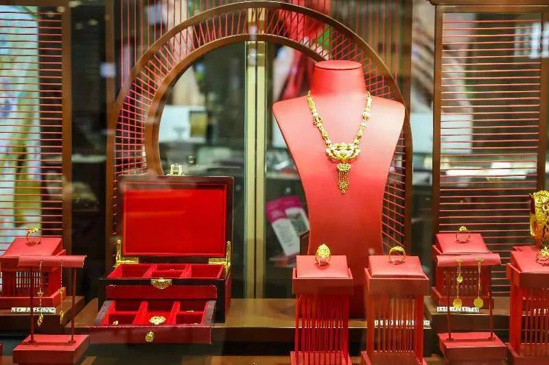 珠宝节|太划算啦!巴黎春天浦建店“耀你幸福珠宝节”火热开启,9月我们结婚吧!