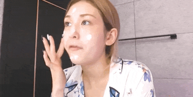 肌肤|一到初秋就敏感，那是因为你连最基础的保湿都没做好……