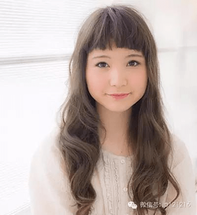 微胖女孩相亲场景 9d728c84cf9746649f8ed35595582f94.png