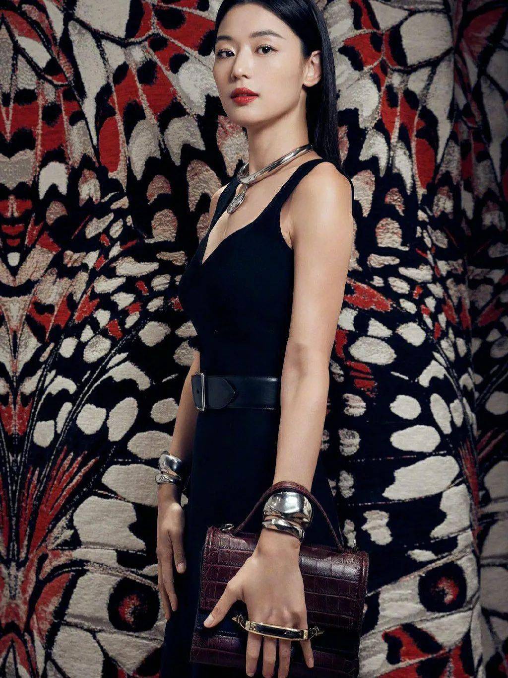 初恋|全智贤｜一部国民初恋的“心机”蜕变史