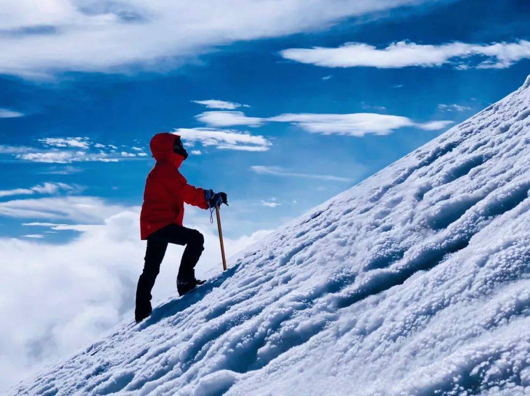 行哈巴雪山攀登挑战人生第一座雪山5396米2020年