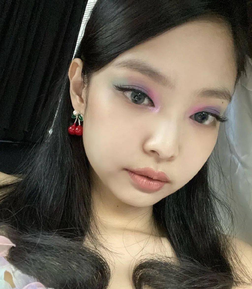 感觉|BLACKPINK新歌MV太好看，美甲比彩妆还惹眼！