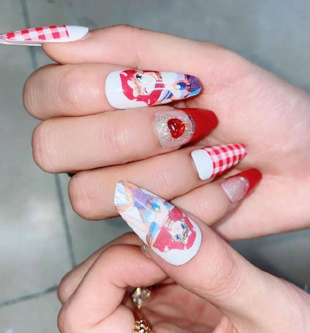 感觉|BLACKPINK新歌MV太好看，美甲比彩妆还惹眼！