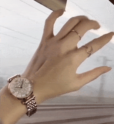 满天星|好物┃明星都在戴的阿玛尼满天星，官网3990我们不到三折，专柜气到关门！