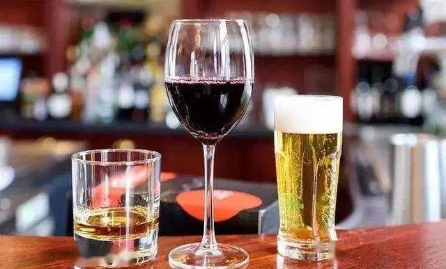 后劲|却后劲很大？【适量饮酒 快乐生活】为什么都说喝葡萄酒不易醉