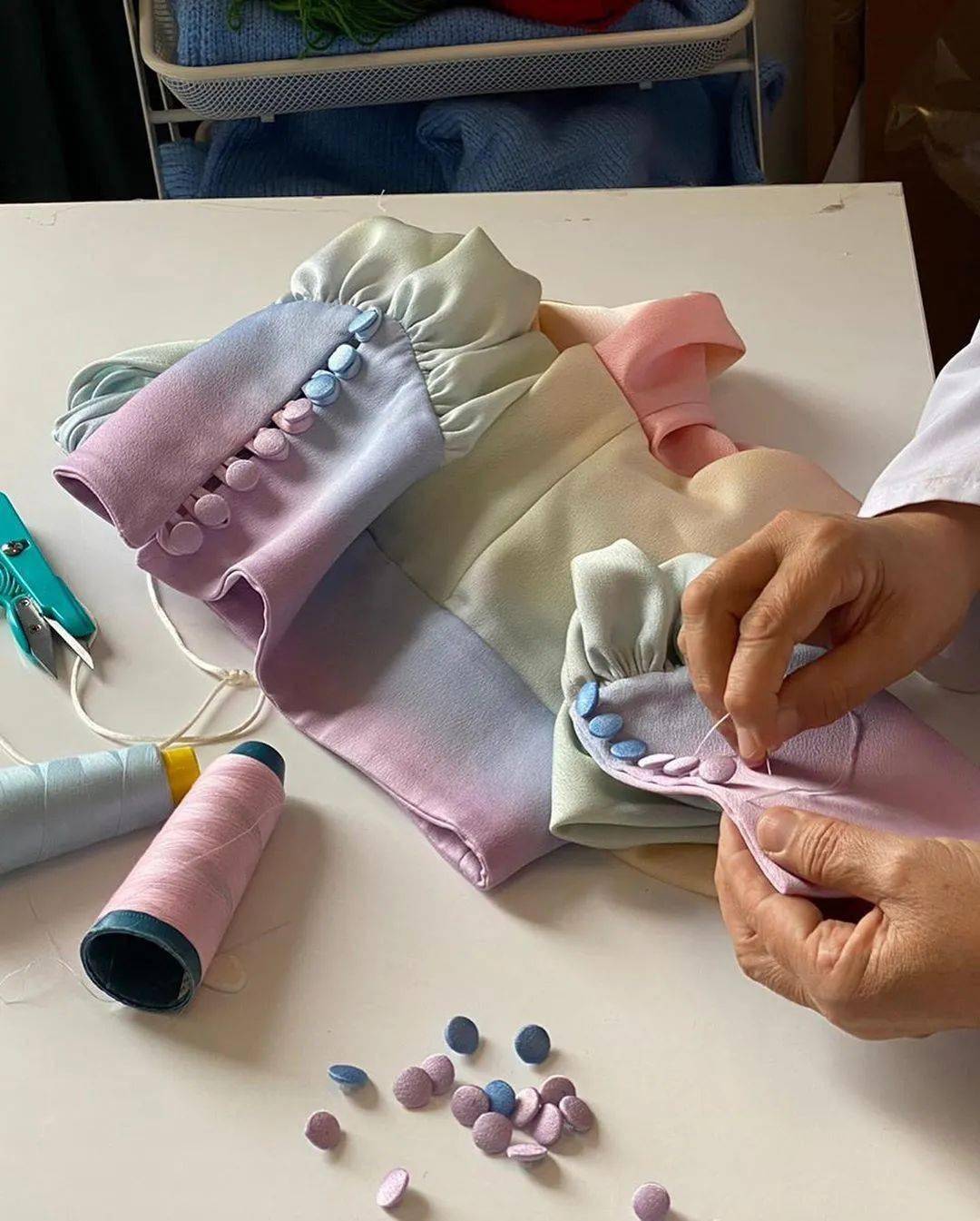 @lirika|小众品牌分享 | 女孩们都想要草莓裙