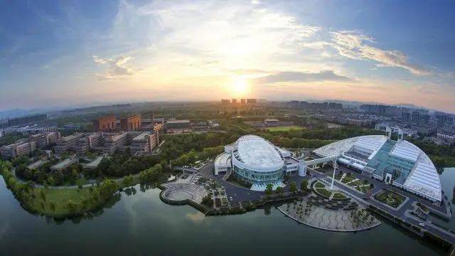 浙江的大学有哪些啊 9ac6cd12b3e541f0b2275e0cf38c315d.jpeg