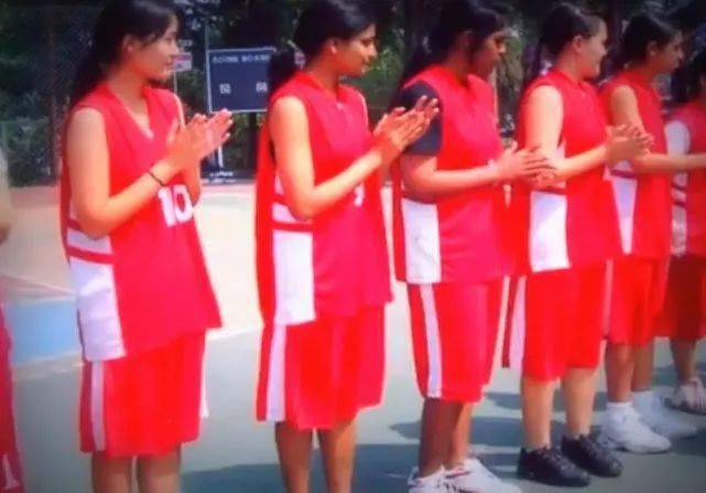 终身|7岁定终身，29岁怀二胎……这个不丹王后有点不一般！