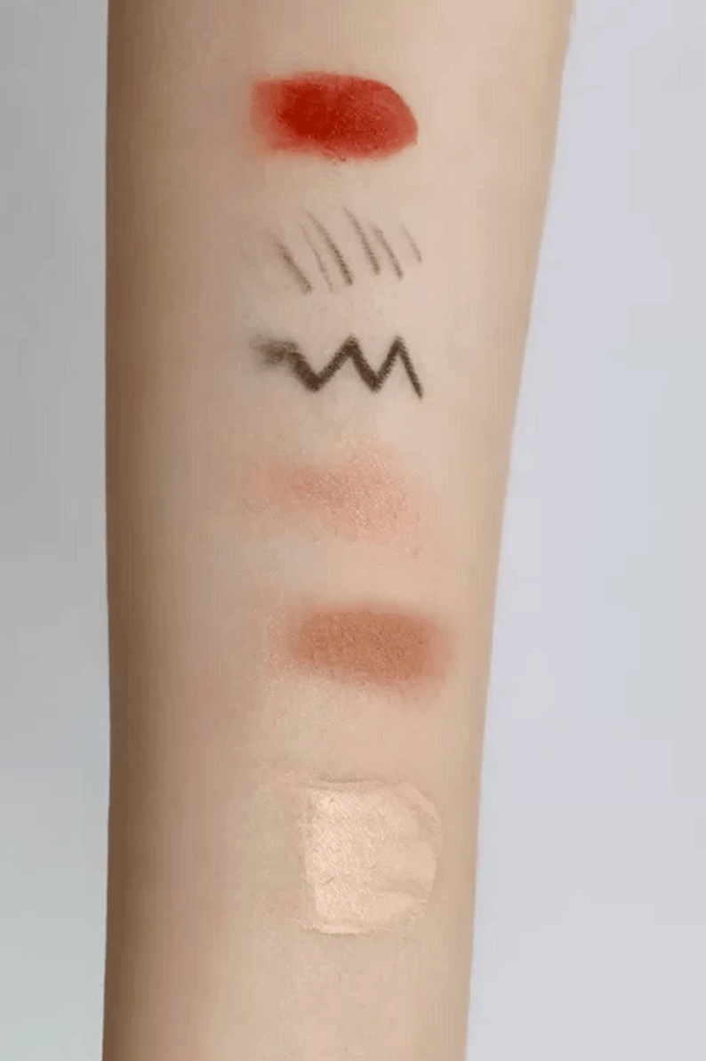 canva|近期做的最后悔的一件事：打开了王霏霏的vlog...