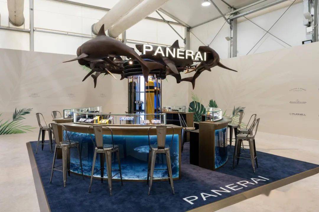 制表|午夜表情 | 终于等来了今年第一场表展,大家都卯足了劲儿。