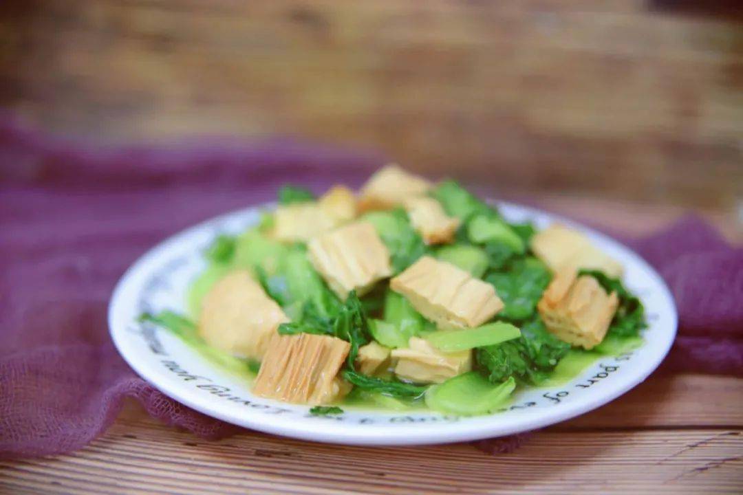 青菜烧腐竹