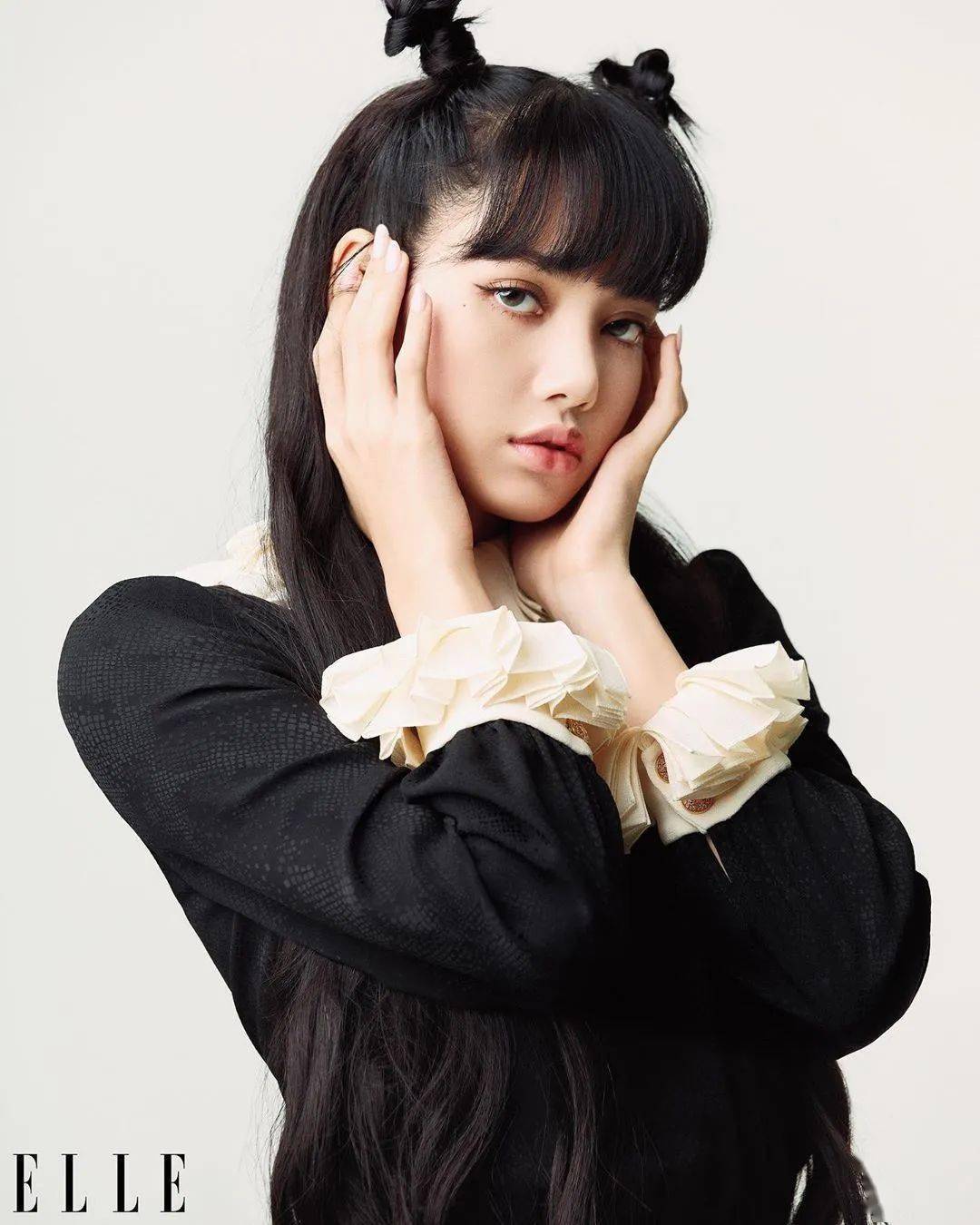 封面|震撼！BLACKPINK 登上美版《ELLE》封面！