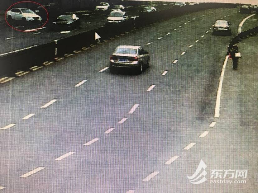 男子不肯付10元停车费驾车拖拽保安 以故意伤害