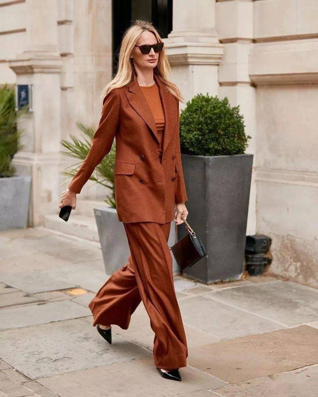 女人|【精进 】服装的品质，决定了女性的品味！