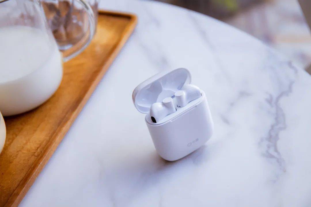 耳机|199 元带来千元体验，小度真无线智能耳机评测
