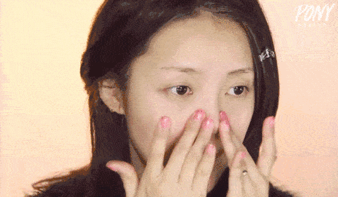 搪瓷|被赵露思的塑料韩语圈粉，但细看她搪瓷肌才更吸睛！