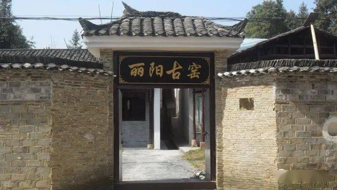 昌江人口面积_昌江鸿发的老婆图片