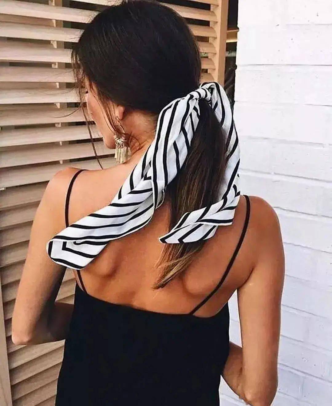 杨采钰|学杨采钰 欧阳娜娜的丝巾百搭法！秒变气质女神…