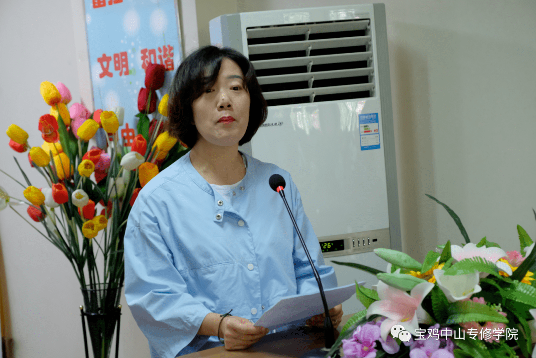 优秀毕业生发言稿大学生 29b5760b67bb45b295ab0a8e4826bb64.png