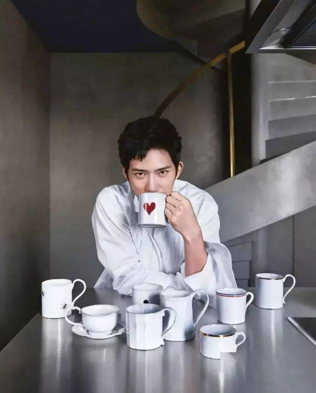 美术|C位出道的宁静曾经是动画师，网友：原来演艺圈有这么多隐藏的美术生？