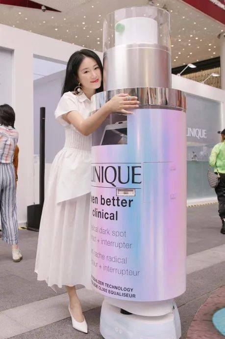 倩碧|在302万人美白片场，我被皮肤真相小黑屋爆击了……