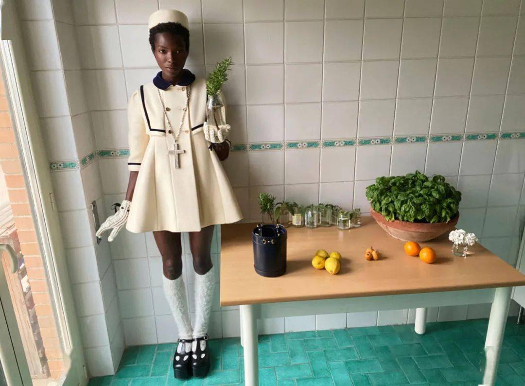 Michele|去秀场后台看秀？这波儿骚操作你服不服？