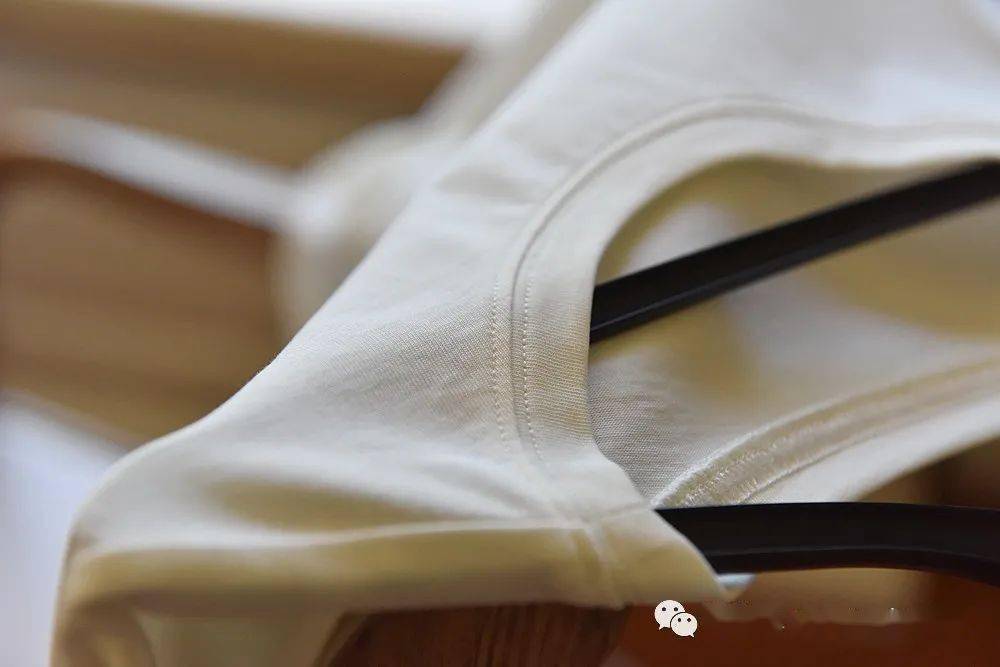 字母|福利 | 初秋原货精品：MM字母T恤，大牌条纹针织衫，V家POLO衫