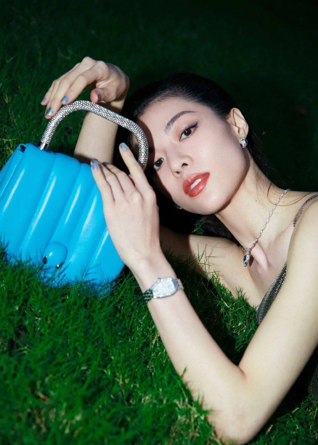 包袋|包包上新合辑,下半年流行的风向标都在这里了!