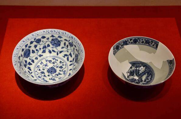 瓷器|神奇！故宫里的宝贝，竟然还有600年前的孪生“兄弟”？