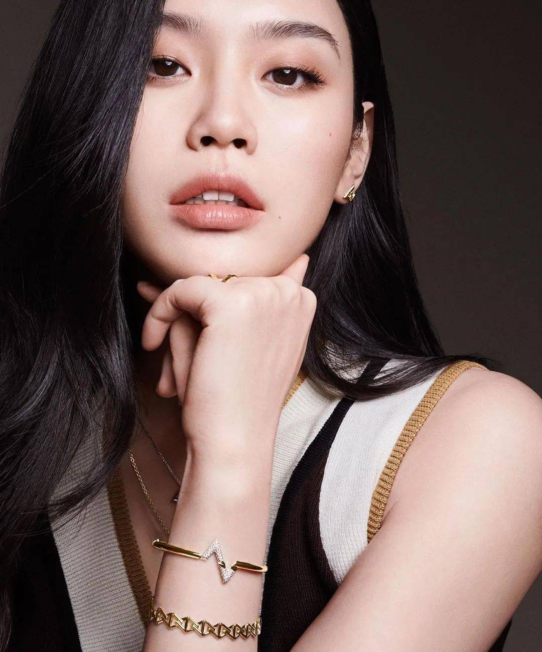 国模|女神归来,奚梦瑶拍摄LOUIS VUITTON的广告!