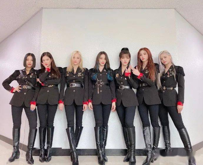 漂亮|这次活动期一直都以服装好看而出名的女团！