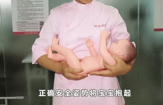 新手|新手爸妈终于不会手忙脚乱了!宝宝洗澡步骤详解