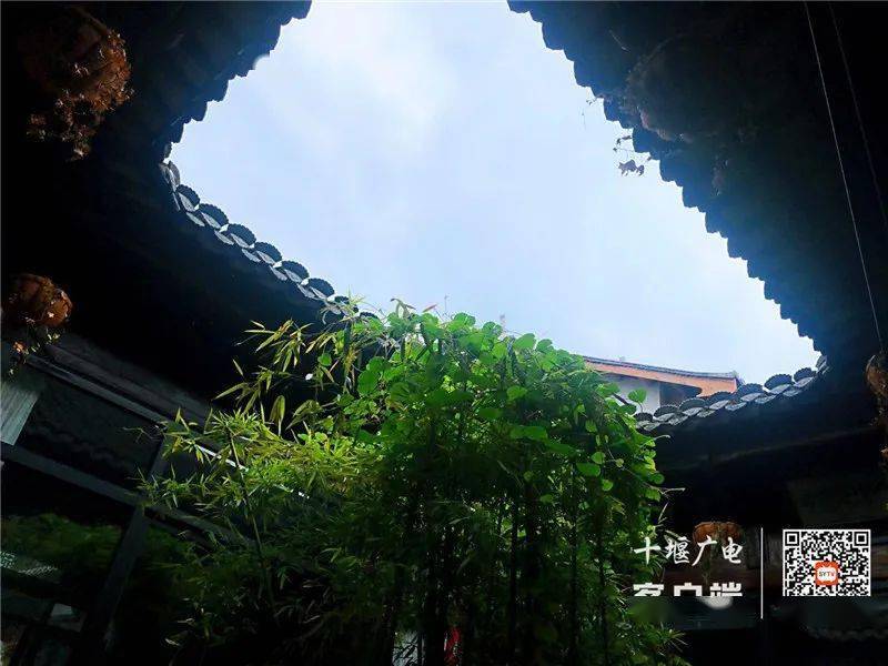 房县经济总量_房县黄酒图片(3)