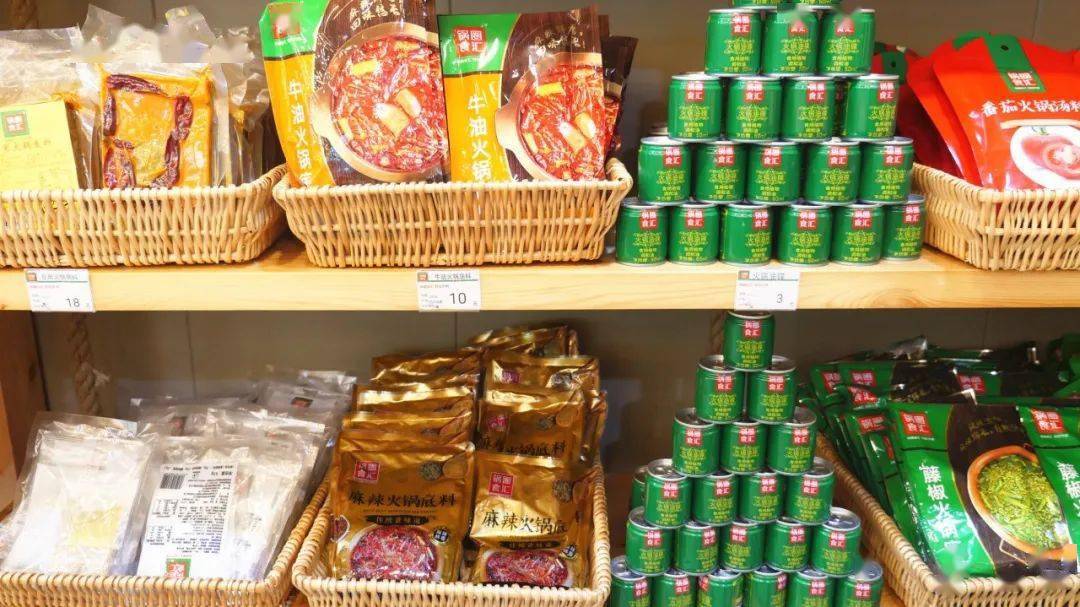 烧烤|锅圈食汇终于开到宜丰了！排队也要去！