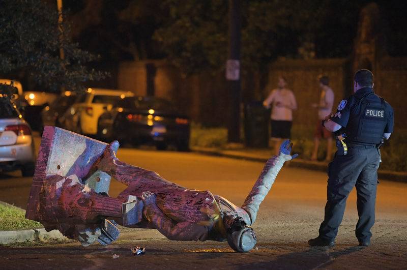 奴隶制|杰弗逊与奴隶制：蓄奴的事实不足以概括他对奴隶制的看法全貌