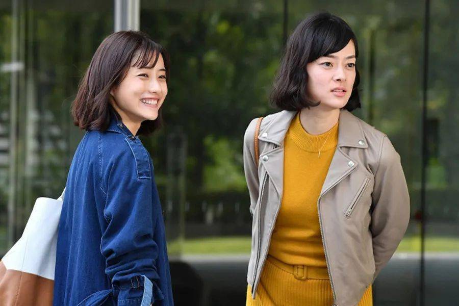 如何夸奖女朋友厉害 152b5cebc4f74ba8a6df9bcac074096b.jpeg
